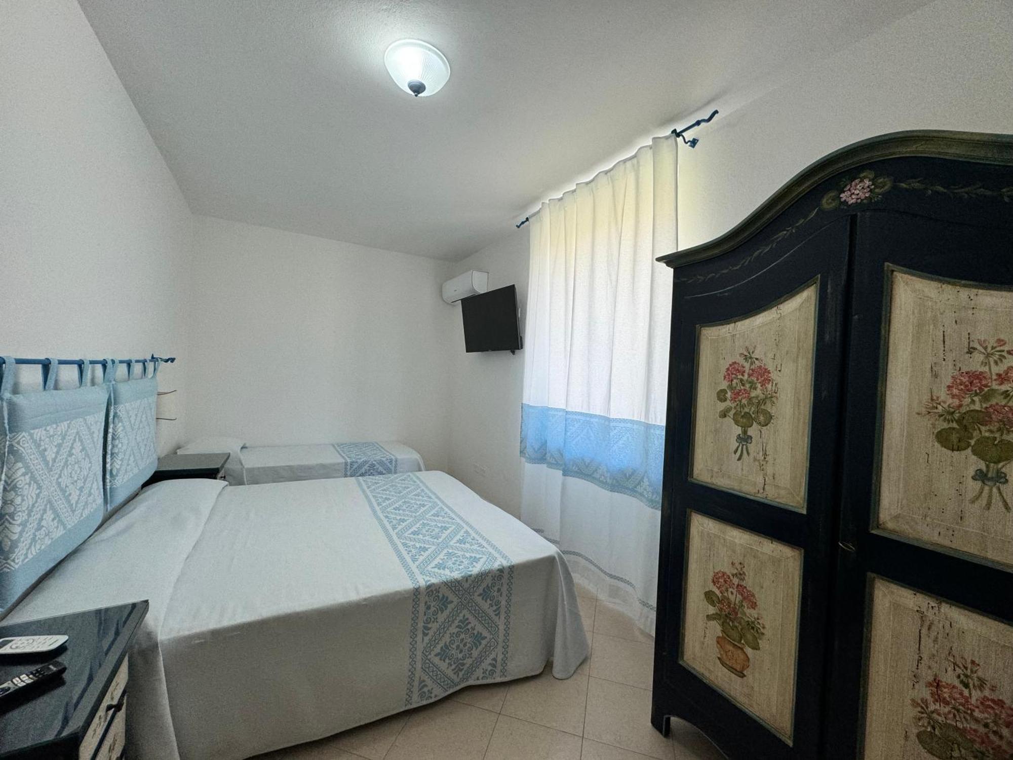 Garden Hotel Alghero Фертилия Экстерьер фото